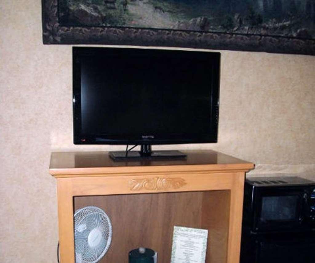 Pepper Tree Inn Tahoe City Room photo