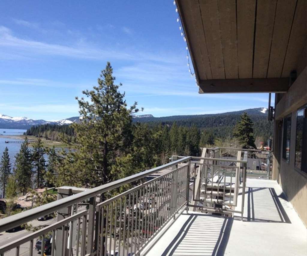 Pepper Tree Inn Tahoe City Room photo