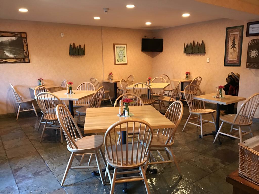 Pepper Tree Inn Tahoe City Exterior photo