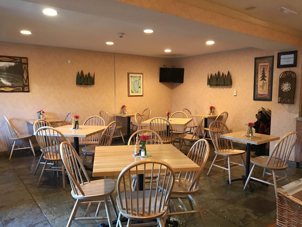Pepper Tree Inn Tahoe City Exterior photo