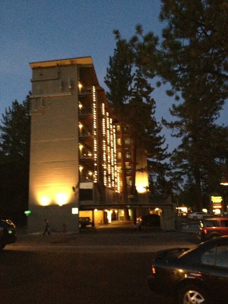 Pepper Tree Inn Tahoe City Exterior photo