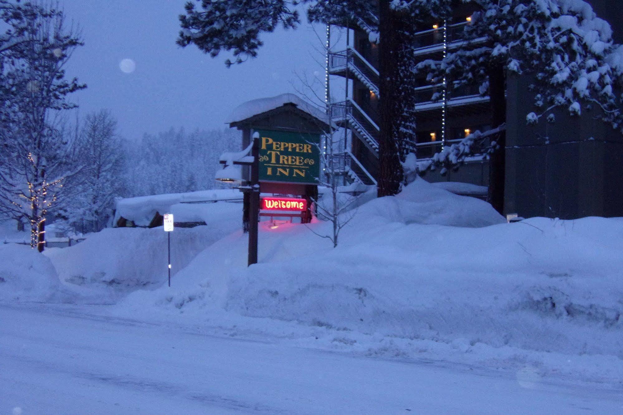 Pepper Tree Inn Tahoe City Exterior photo
