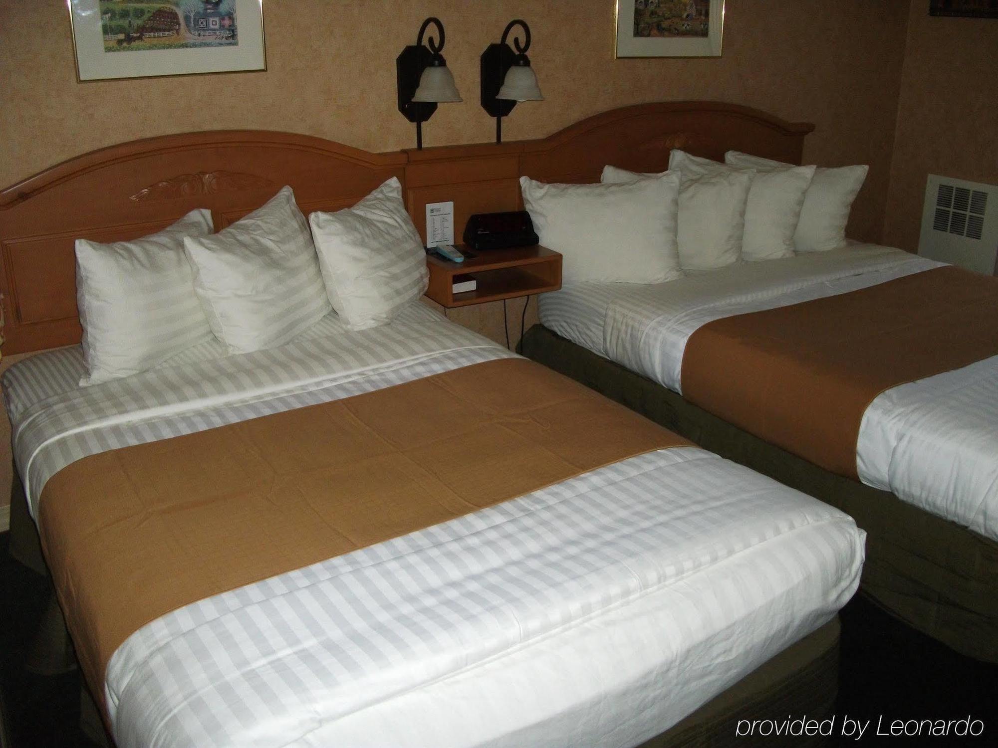 Pepper Tree Inn Tahoe City Room photo